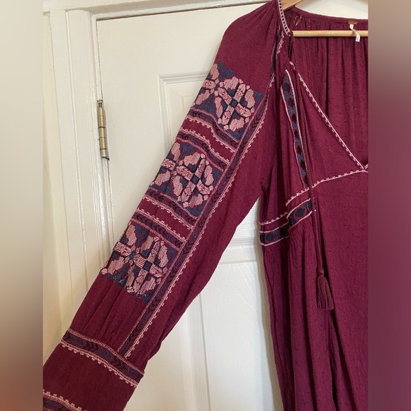 Free People burgundy embroidered tunic dress size M - Picture 2 of 8